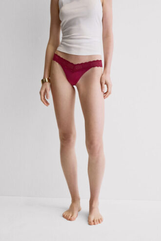 Δαντέλα και μικροΐνες Στυλ 80S Brazilian Δαντέλα και μικροΐνες Στυλ 80S Brazilian