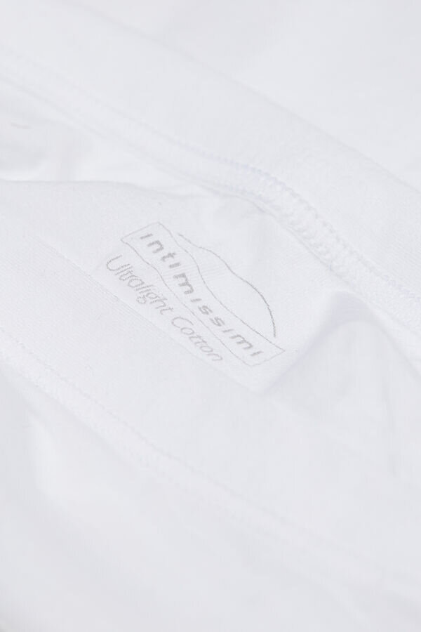 Ελαφρύ εσώρουχο από βαμβάκι Ελαφρύ εσώρουχο από βαμβάκι