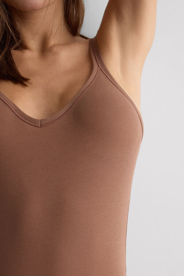 Ελαφρύ βαμβακερό κορμάκι Ελαφρύ βαμβακερό κορμάκι