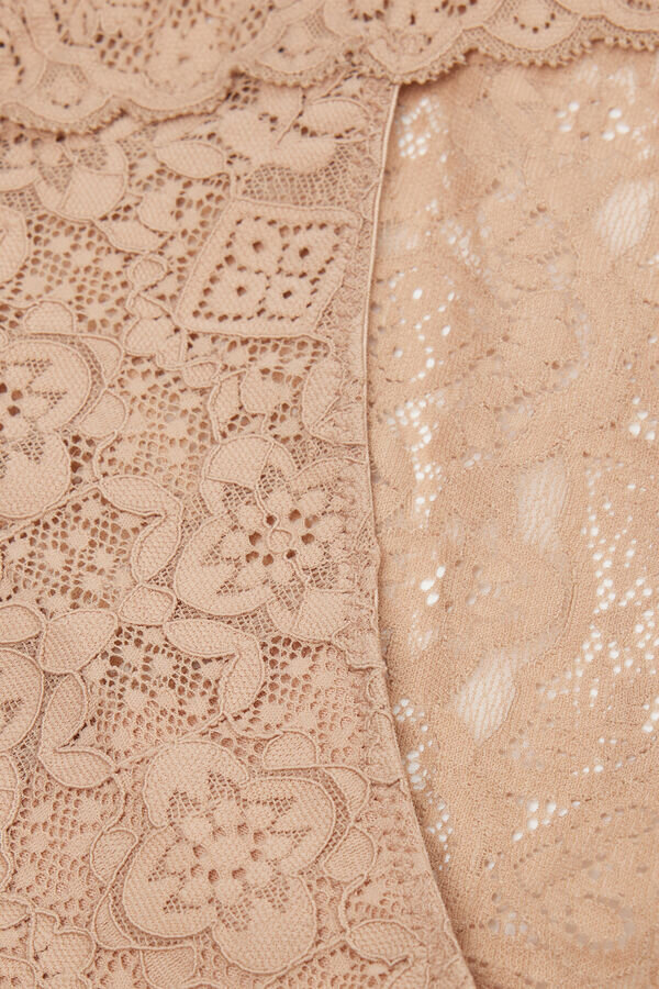 Εσώρουχα χαμηλής μέσης από δαντέλα Εσώρουχα χαμηλής μέσης από δαντέλα