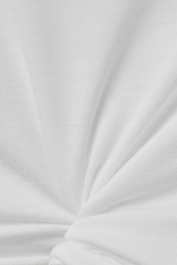 Φρέσκο μπλουζάκι με λαιμόκοψη Φρέσκο μπλουζάκι με λαιμόκοψη