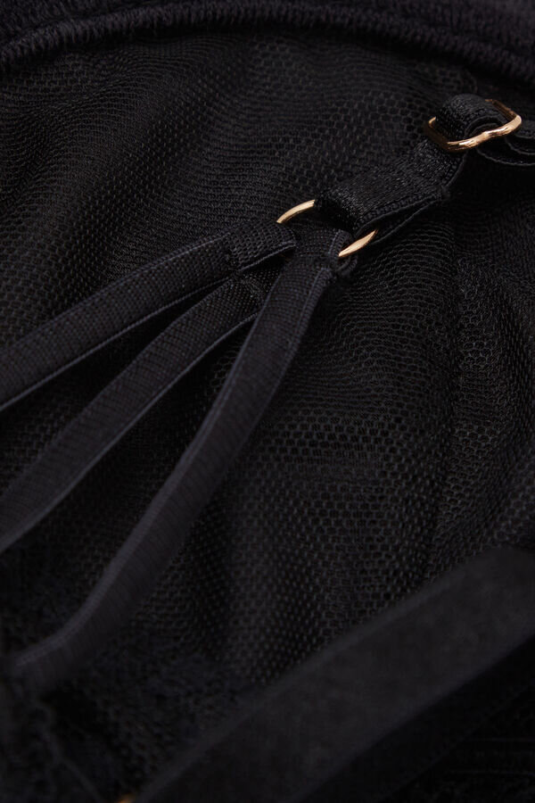 Η τέχνη της εσωρούχων Σουτιέν μπαλκονέ Daniela Η τέχνη της εσωρούχων Σουτιέν μπαλκονέ Daniela