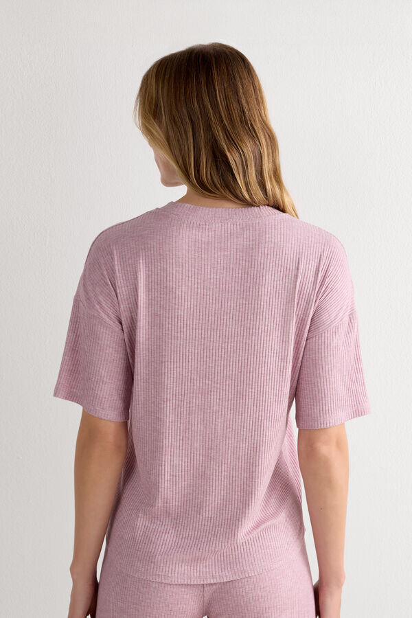 Κομψό και άνετο μπλουζάκι με κοντό μανίκι από μοντάλ Κομψό και άνετο μπλουζάκι με κοντό μανίκι από μοντάλ