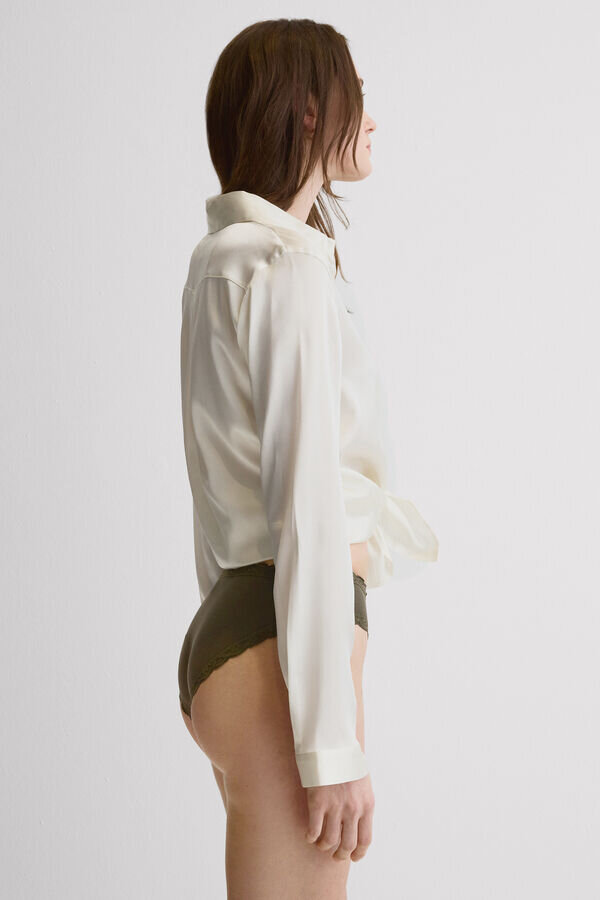 Κουρτίνες από βαμβάκι και δαντέλα Κουρτίνες από βαμβάκι και δαντέλα