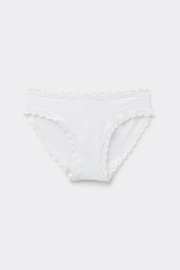 Κουρτίνες από βαμβάκι και δαντέλα Κουρτίνες από βαμβάκι και δαντέλα