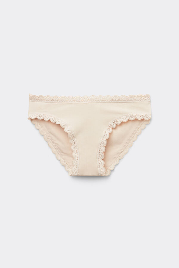 Κουρτίνες από βαμβάκι και δαντέλα Κουρτίνες από βαμβάκι και δαντέλα