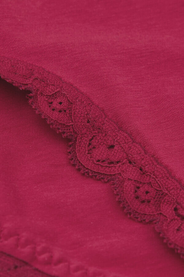 Κουρτίνες από βαμβάκι και δαντέλα Κουρτίνες από βαμβάκι και δαντέλα