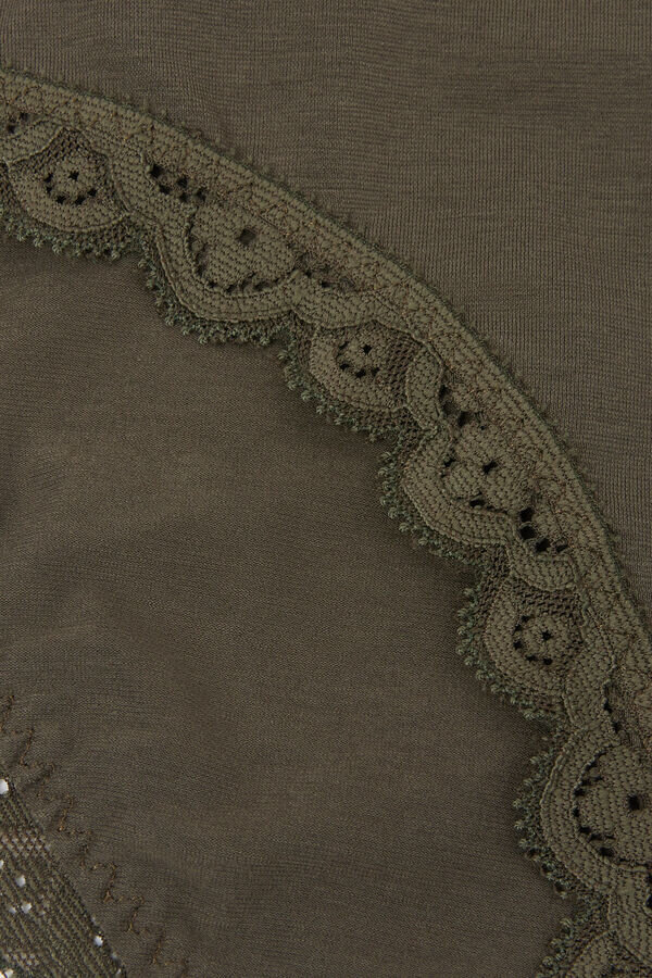 Κουρτίνες από βαμβάκι και δαντέλα Κουρτίνες από βαμβάκι και δαντέλα