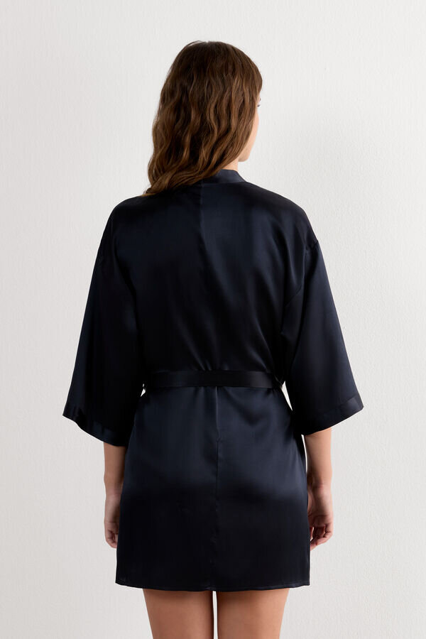 Μεταξωτό κιμονό Μεταξωτό κιμονό