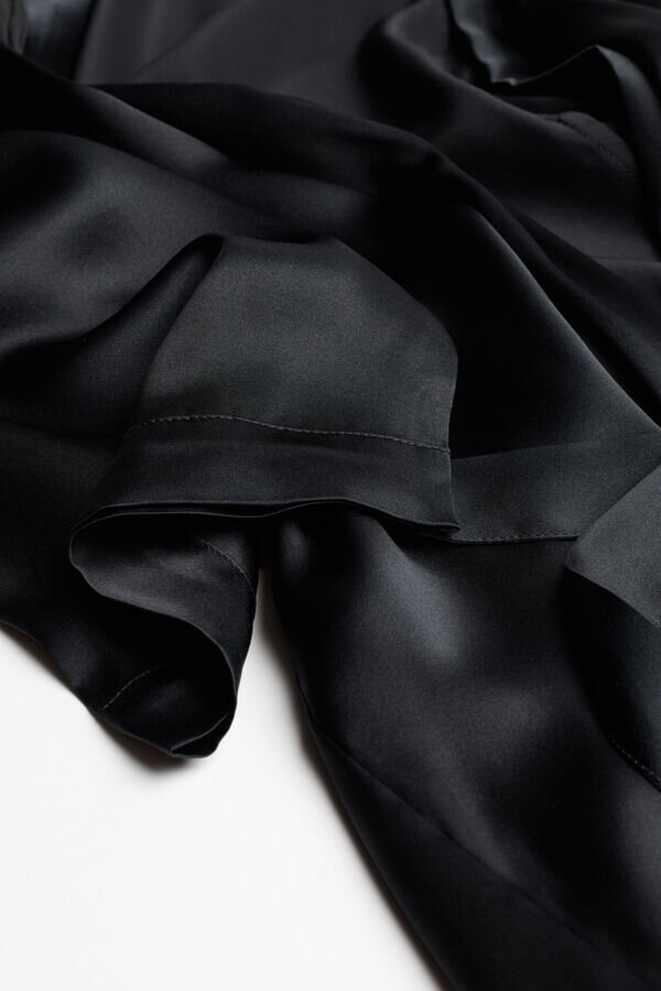 Μεταξωτό κιμονό Μεταξωτό κιμονό