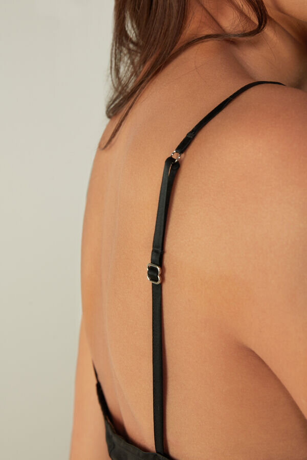 Μίντι φόρεμα από μετάξι Μίντι φόρεμα από μετάξι