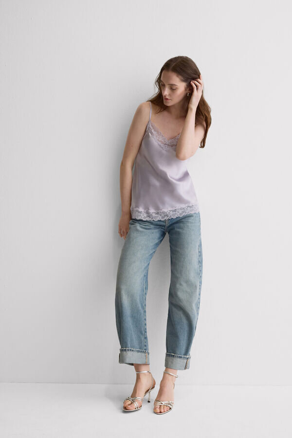 Μπλούζα από δαντέλα και μετάξι Μπλούζα από δαντέλα και μετάξι