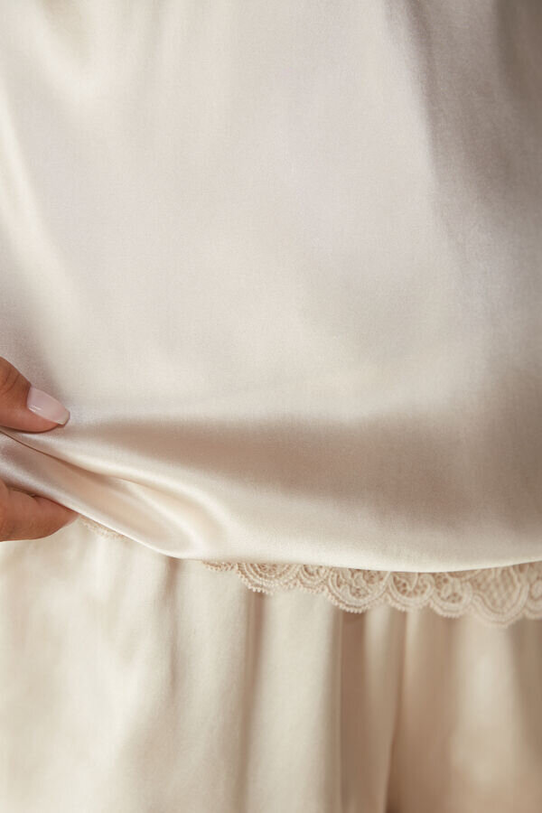 Μπλούζα από δαντέλα και μετάξι Μπλούζα από δαντέλα και μετάξι