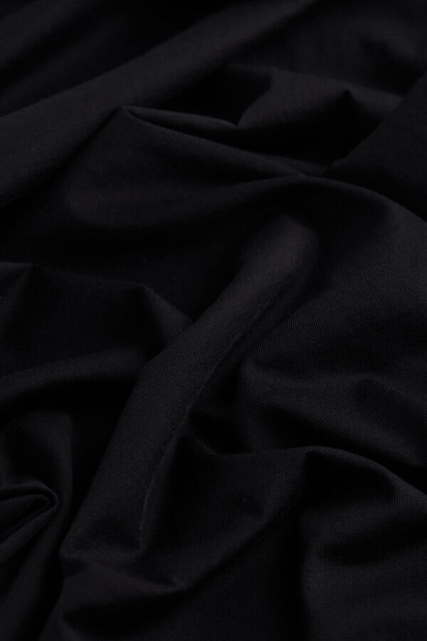 Μπλούζα με στρογγυλό λαιμό από εξαιρετικά λεπτό βαμβάκι ανώτερης ποιότητας Μπλούζα με στρογγυλό λαιμό από εξαιρετικά λεπτό βαμβάκι ανώτερης ποιότητας