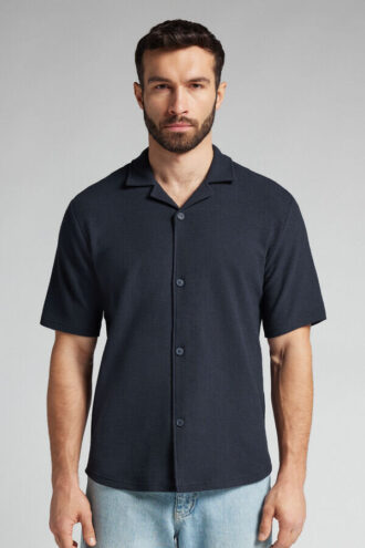 Πουκάμισο μπόουλινγκ με κοντά μανίκια