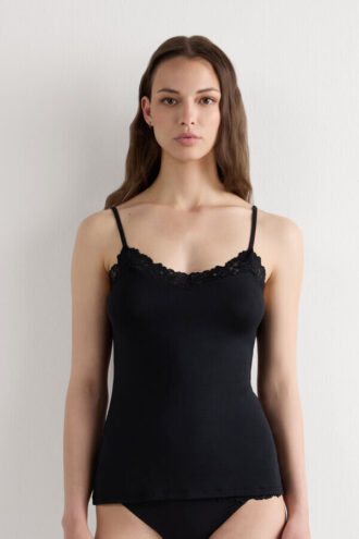 Pretty Flowers μπλουζάκι Modal με λουλούδια