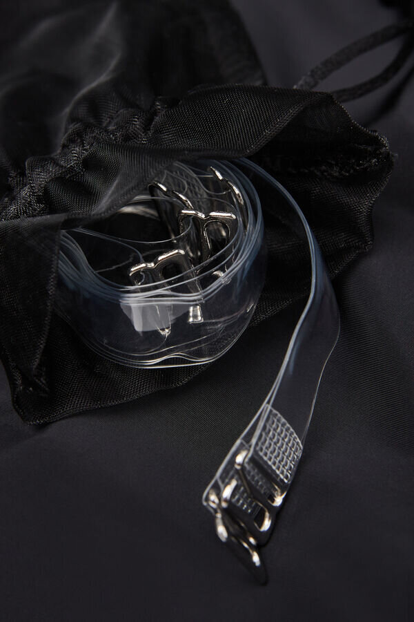 Σέξι κορμάκι με ανοιχτή πλάτη από Ultralight Microfiber Σέξι κορμάκι με ανοιχτή πλάτη από Ultralight Microfiber