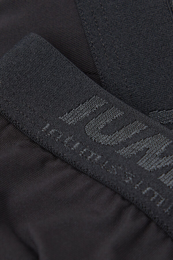 Σλιπ από μικροΐνες με λογότυπο Σλιπ από μικροΐνες με λογότυπο