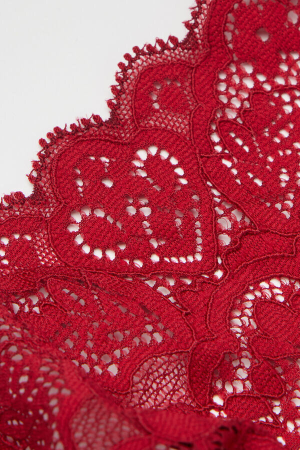 Σλιπ χαμηλής μέσης με δαντέλα Σλιπ χαμηλής μέσης με δαντέλα