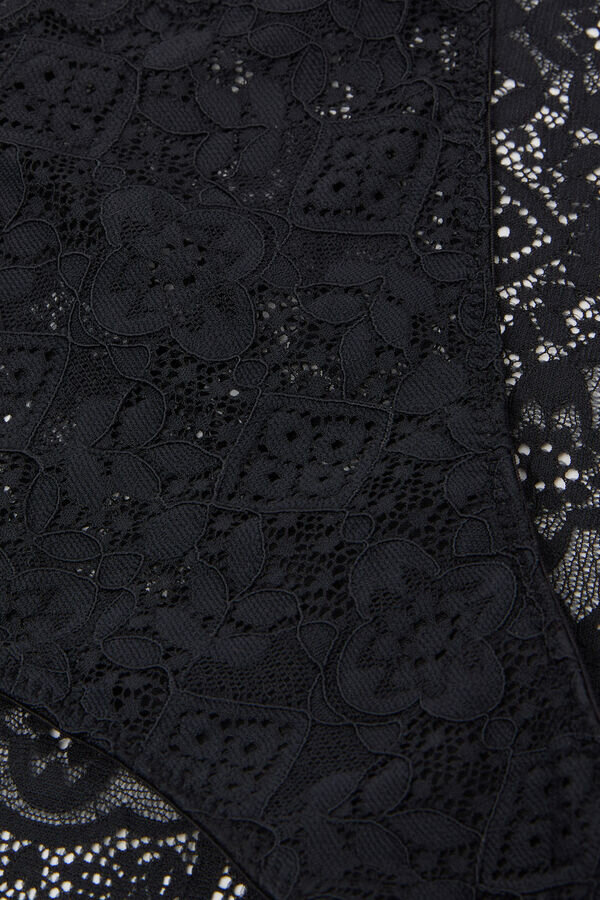 Σλιπ χαμηλής μέσης με δαντέλα Σλιπ χαμηλής μέσης με δαντέλα