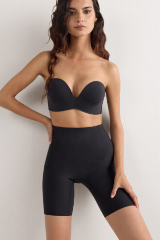 Σορτς από μικροΐνες με ακατέργαστη κοπή