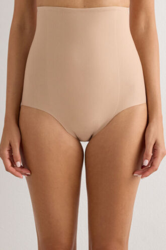 Σορτς υψηλής μέσης από μικροΐνες χωρίς ραφές