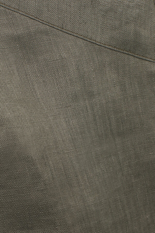 Το μπλουζάκι από καθαρό λινό Το μπλουζάκι από καθαρό λινό